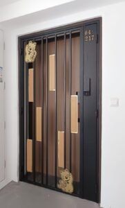 Kato 2K Gold Leather Gate