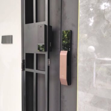 Best Door (2) Best Door (2)