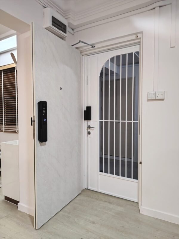 Designer HDB Glass Gate 4×7 Feet