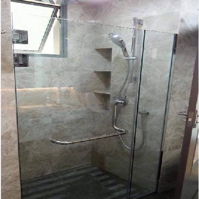 Wall to Wall Glass Shower Screen