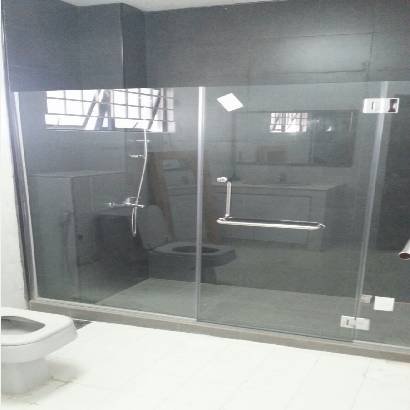 Wall to Wall Glass Shower Screen
