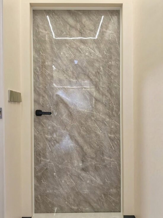 Lusano-C-Class-Laminate-Bedroom-Door