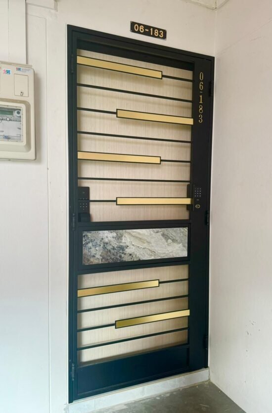 Kato Leather Gate with 2K Gold 3×7 Feet - Image 13