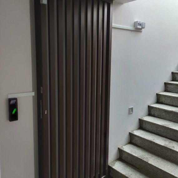My-Digital-Lock-Autogate-installation-7
