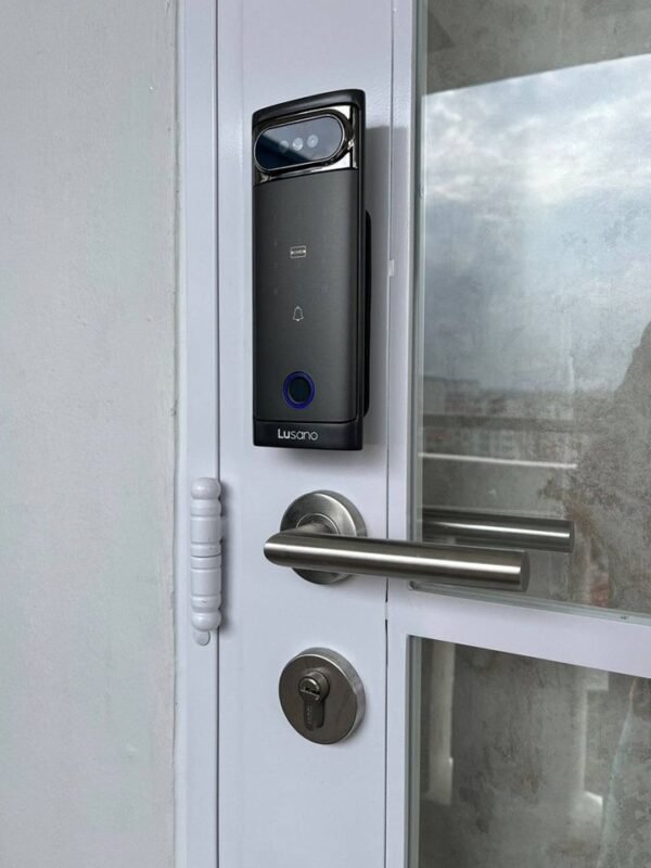 MyDigitalLock-Installed-onto-Glass-Gate