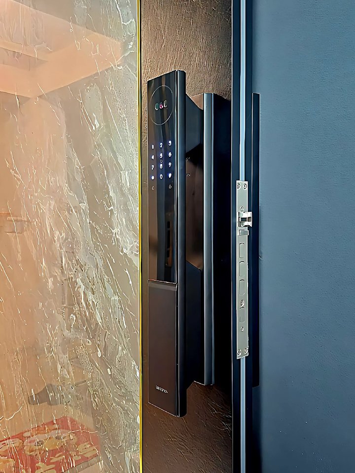 Lusano-Smart-Lock-Installation-4