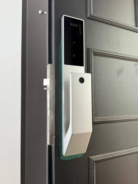 Lusano-Space-X-Smart-Door-Lock-Titanium-Cool-White