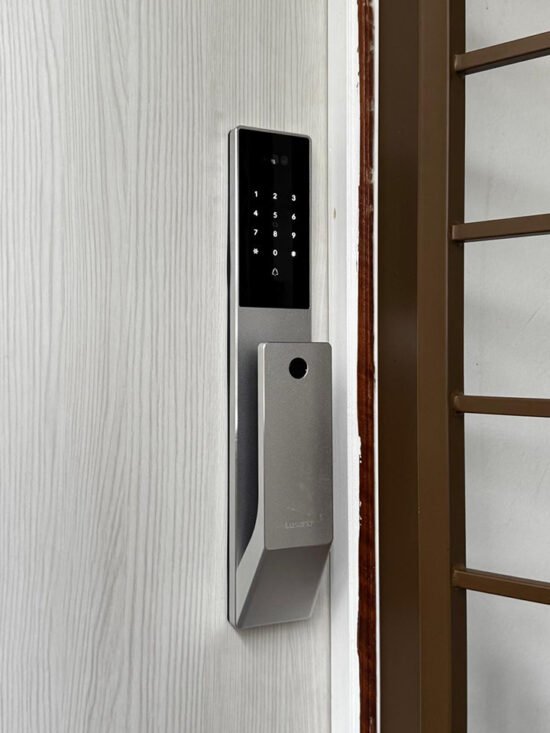 Lusano-Space-X-Smart-Door-Lock-Titanium-Cool-White