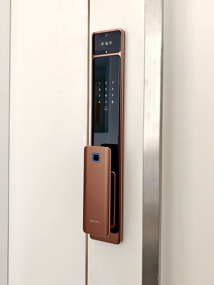Lusano-Ultra-Slim-Digital-Lock-Coffee-Brown