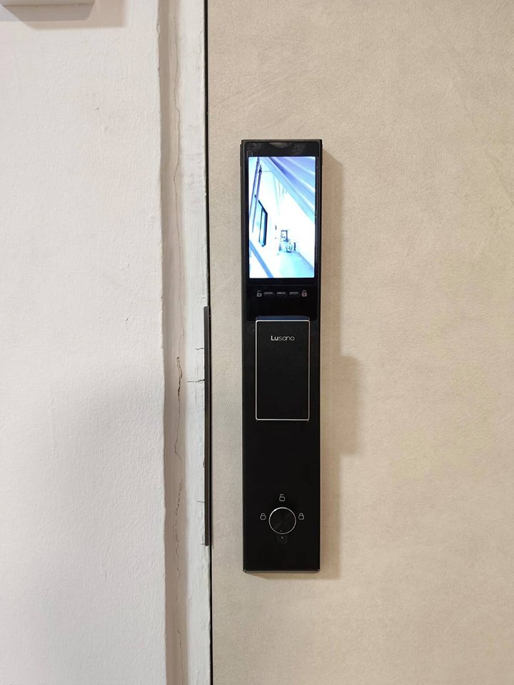 Lusano-Ultra-Slim-Digital-Lock-Galaxy-Black