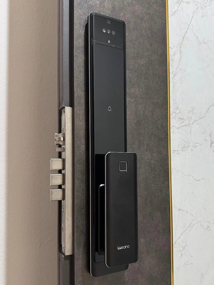 Lusano-Ultra-Slim-Digital-Lock-Galaxy-Black