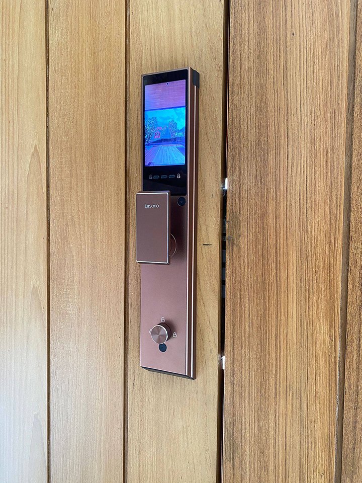 MyDigitalLock - Ultra-Slim-Coffe-brown-Installation