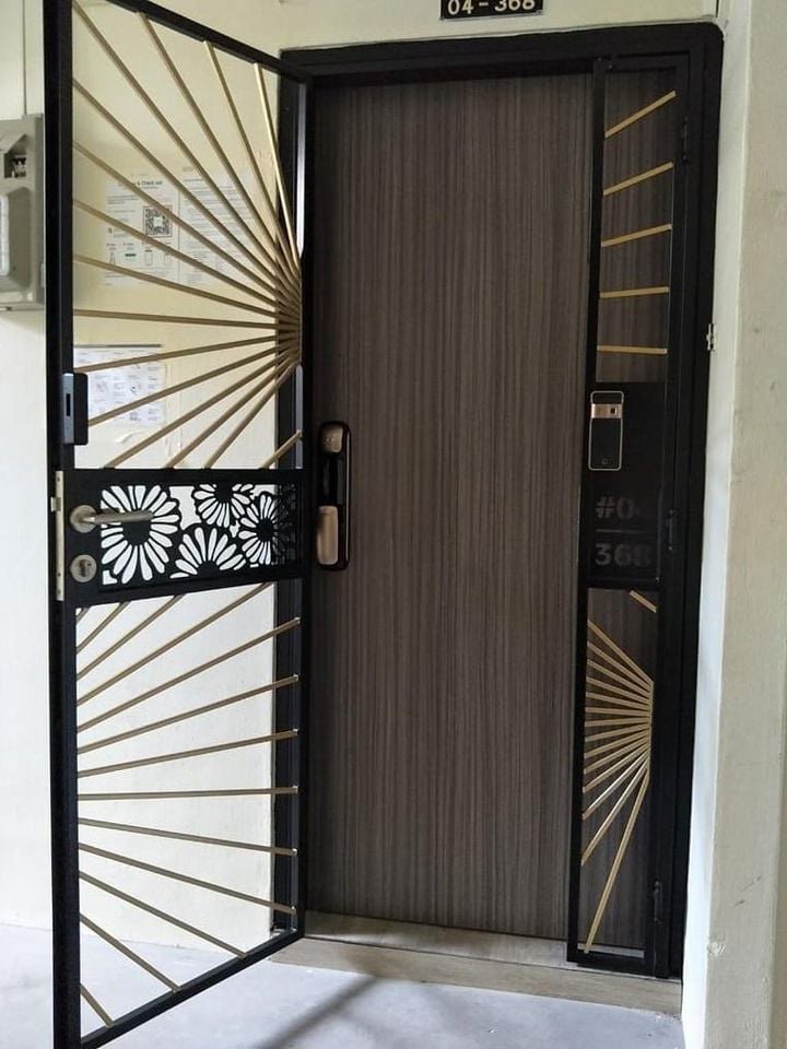 Mild Steel Gate - Retro Design