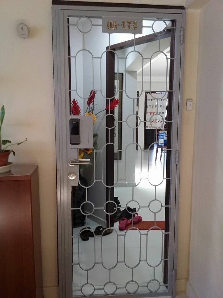 Mild Steel Interior Designer HDB Gate 3×7 feet
