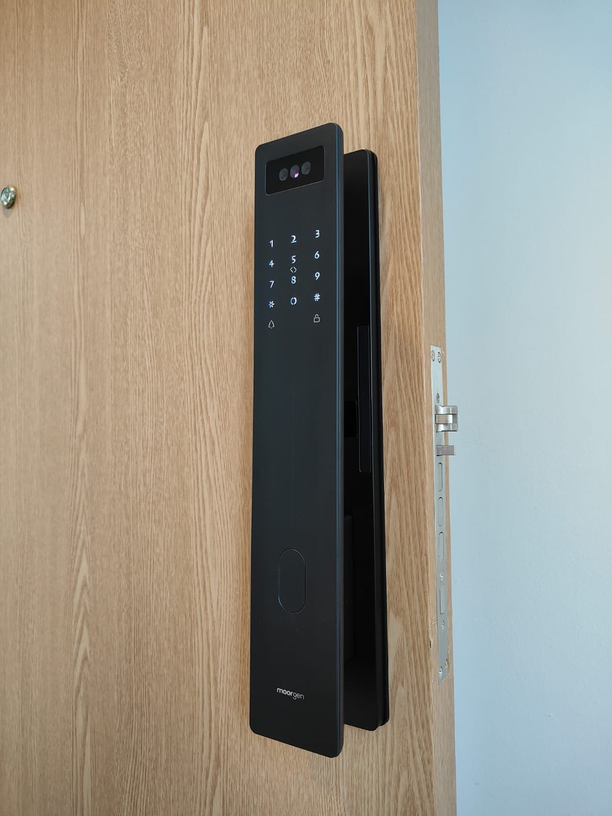 Moorgen-T50-Digital-Lock-Installation