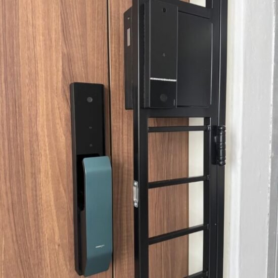Moorgen T31 Swarovski Crystal HDB Gate Digital Lock - Image 9