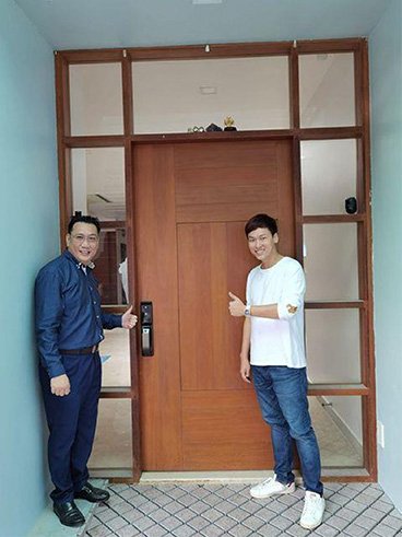 My-Digital-Lock - Our-story-business-people