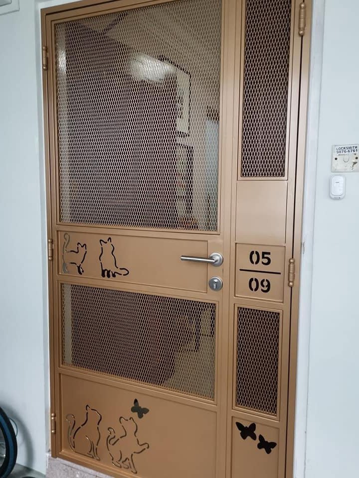 My Digital Lock - Kato Pet Friendly Mesh Gate My Digital Lock - Kato Pet Friendly Mesh Gate