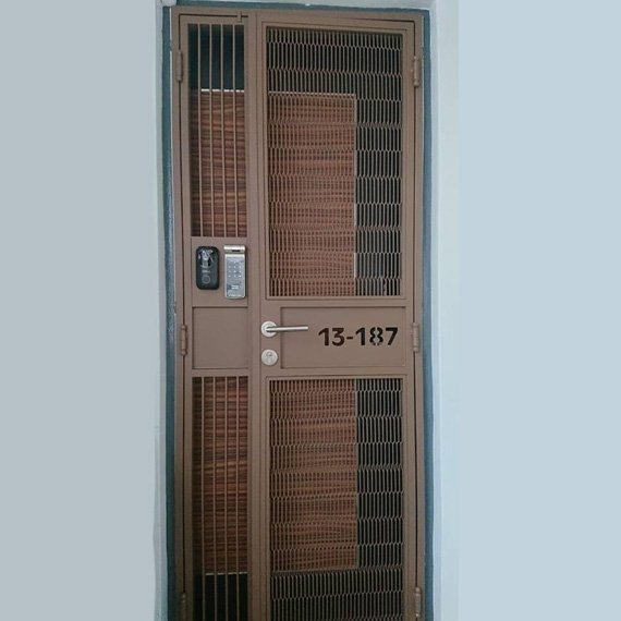 My Digital Lock - Pet Friendly mesh Gate 3x7 Feet Single Leaf My Digital Lock - Pet Friendly mesh Gate 3x7 Feet Single Leaf