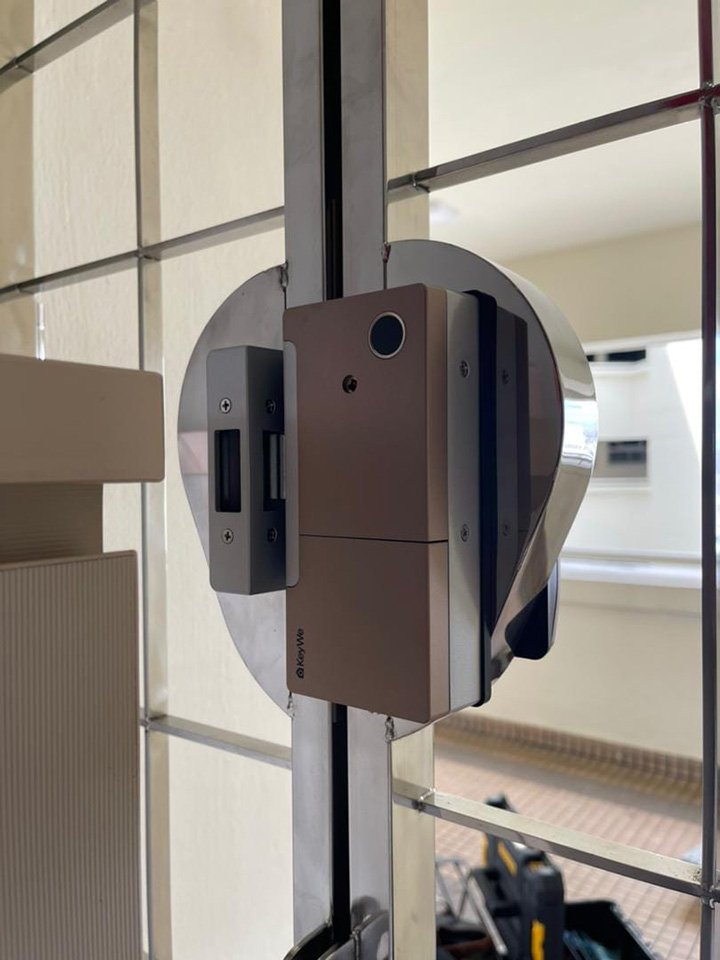 1st Gate Company in Singapore that customize Digital Lock