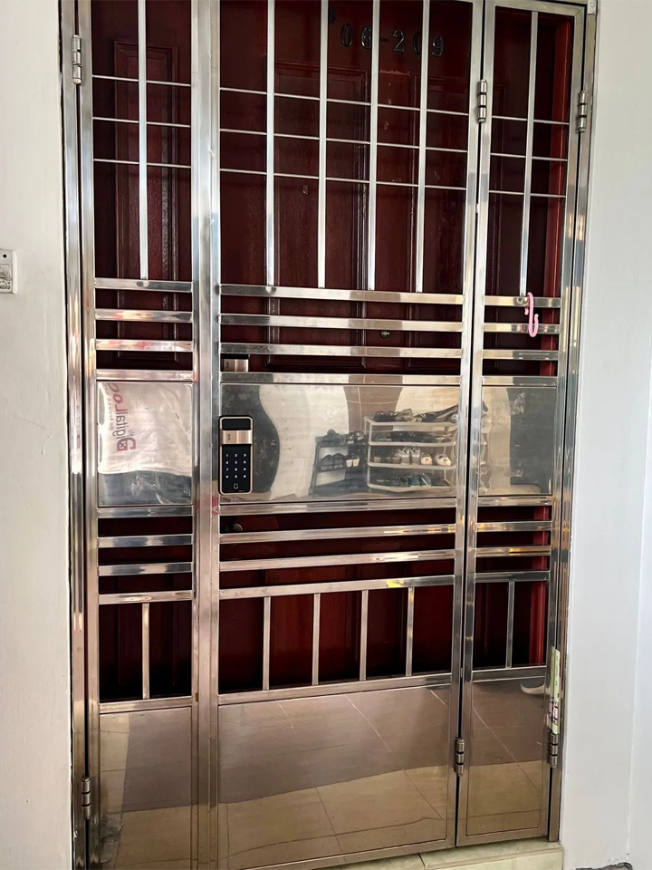 Stainless Steel Gate - Complex HDB Stainless Steel Gate Design
